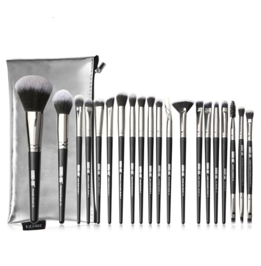 make up brush + Brush Bag